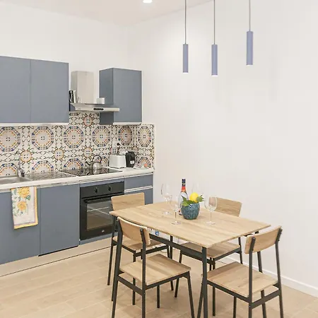 Colomba Blu - Old Town Flat With Balcony Sorrento